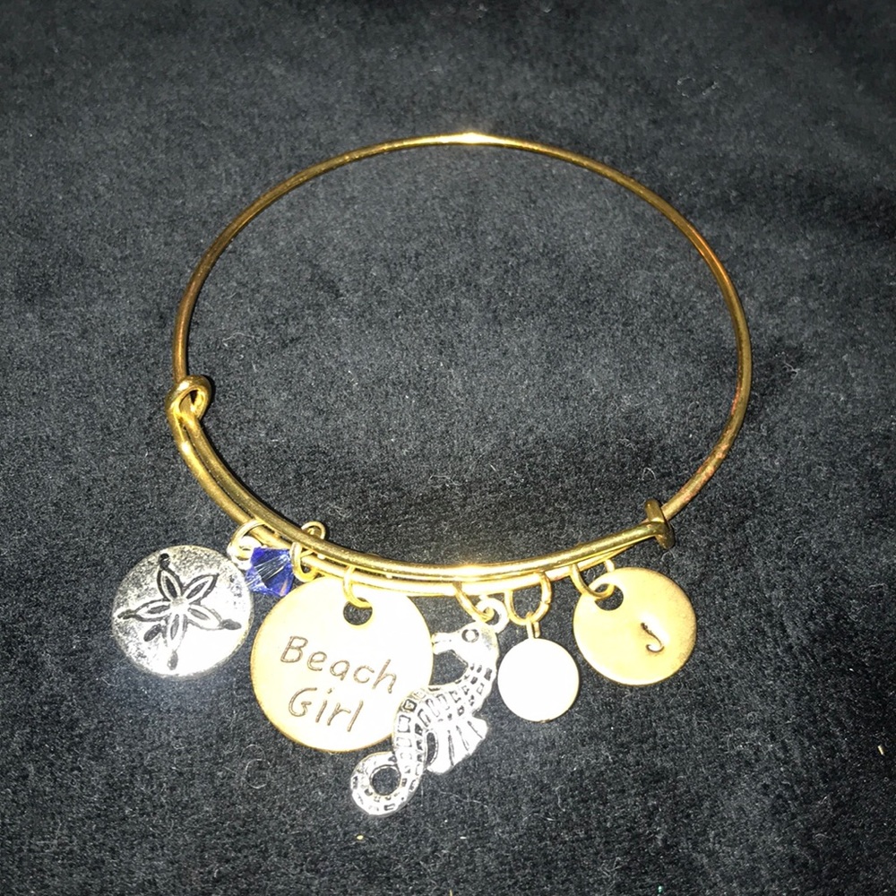 Beach charm bracelet